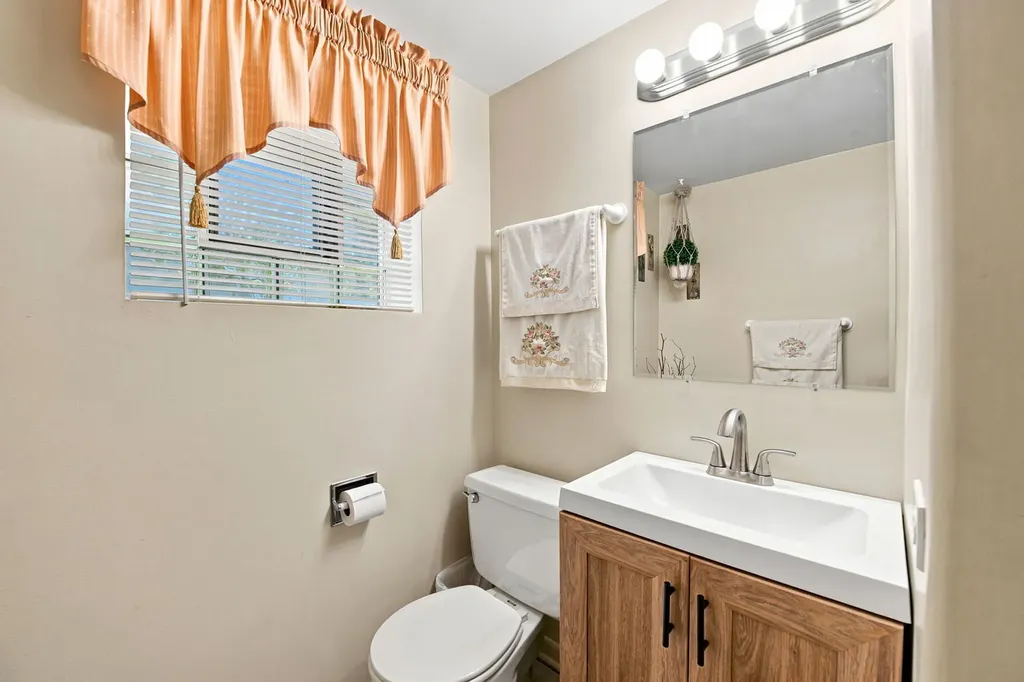7804 Florence Avenue Darien IL 60561