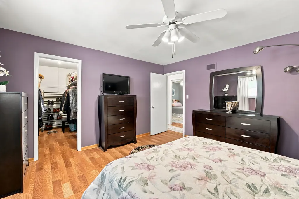 7804 Florence Avenue Darien IL 60561