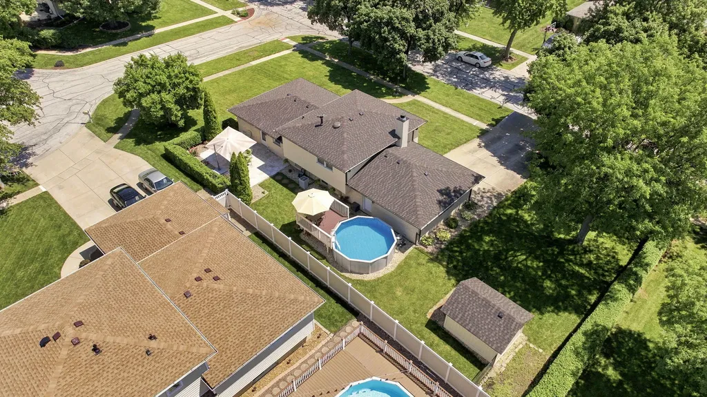 7804 Florence Avenue Darien IL 60561