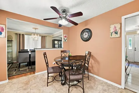 7804 Florence Avenue Darien IL 60561