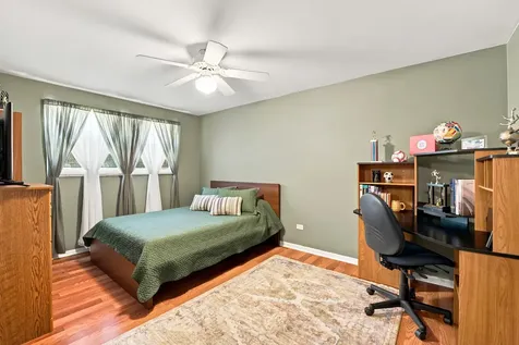 7804 Florence Avenue Darien IL 60561