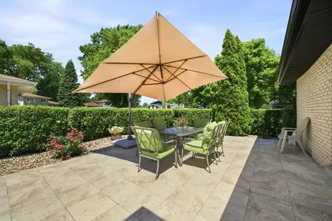 7804 Florence Avenue Darien IL 60561
