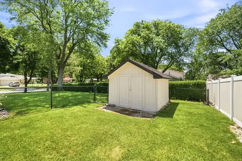 7804 Florence Avenue Darien IL 60561