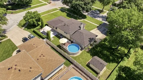 7804 Florence Avenue Darien IL 60561