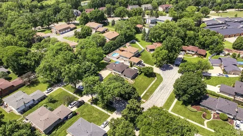 7804 Florence Avenue Darien IL 60561