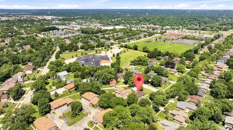 7804 Florence Avenue Darien IL 60561