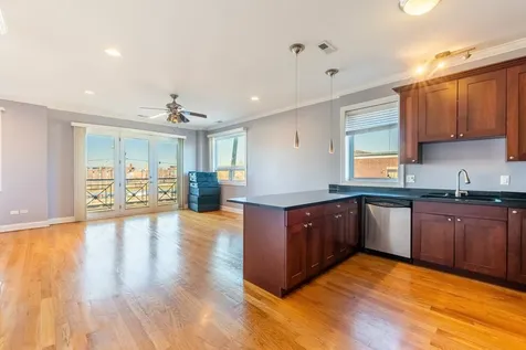 2513 West Congress Parkway Chicago IL 60612