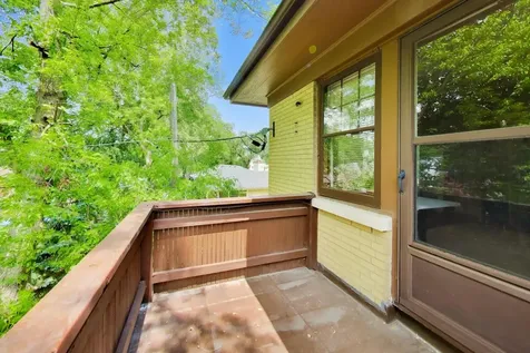 612 Ridge Avenue Evanston IL 60202