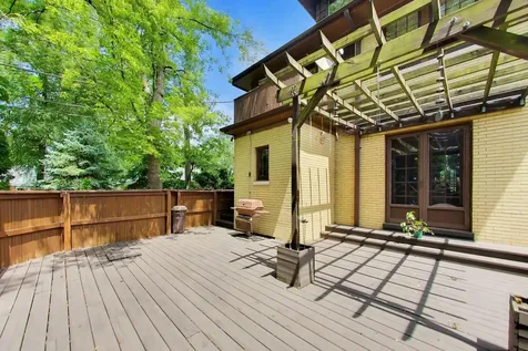612 Ridge Avenue Evanston IL 60202