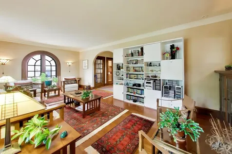 612 Ridge Avenue Evanston IL 60202