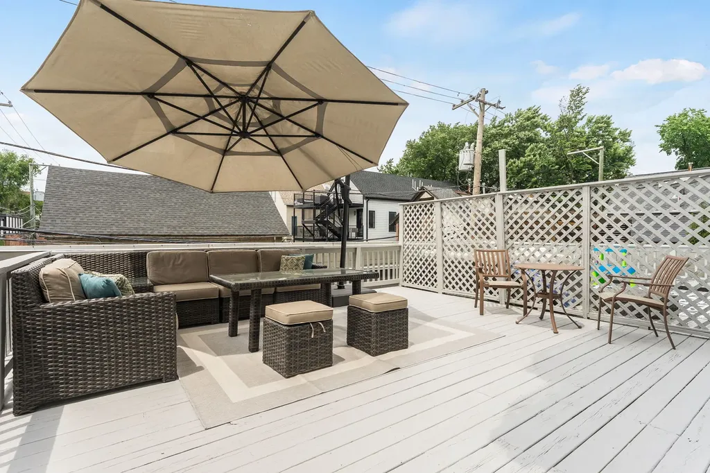 2814 North Sheffield Avenue Chicago IL 60657
