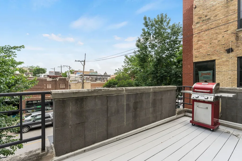 2814 North Sheffield Avenue Chicago IL 60657