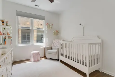 2814 North Sheffield Avenue Chicago IL 60657