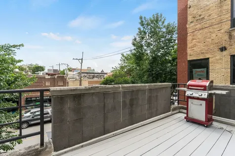 2814 North Sheffield Avenue Chicago IL 60657