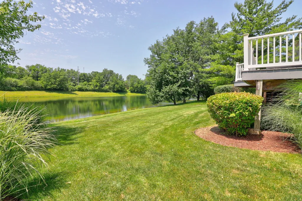 2441 Wydown Lane Aurora IL 60502