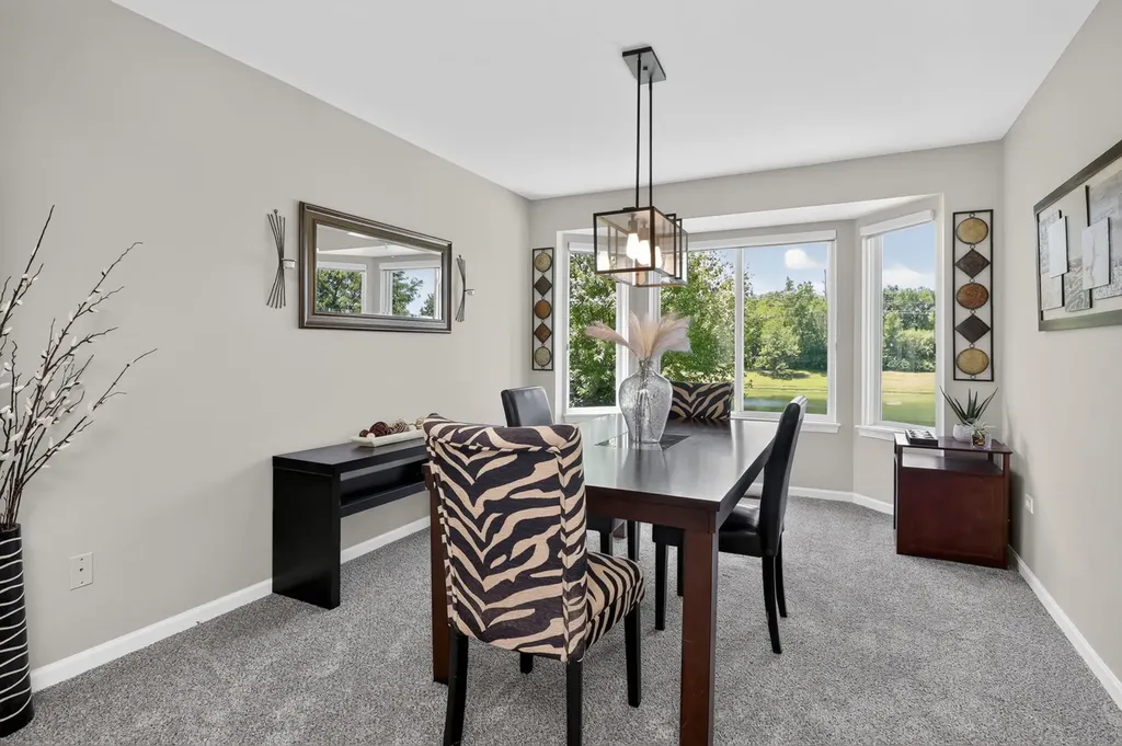 2441 Wydown Lane Aurora IL 60502