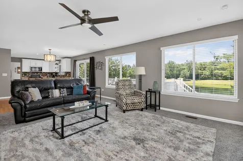 2441 Wydown Lane Aurora IL 60502