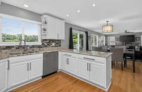 2441 Wydown Lane Aurora IL 60502