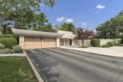 190 South Wood Dale Road Wood Dale IL 60191