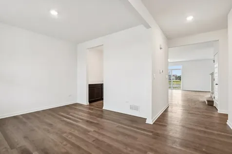 1868 Keating Drive Aurora IL 60503