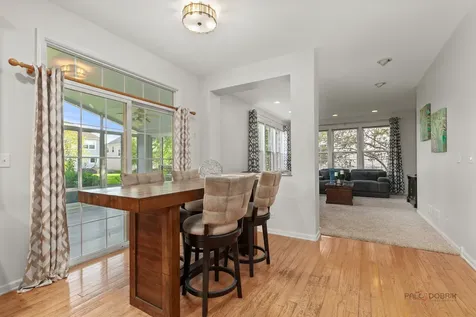 332 Colonial Drive Vernon Hills IL 60061