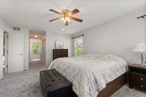 332 Colonial Drive Vernon Hills IL 60061