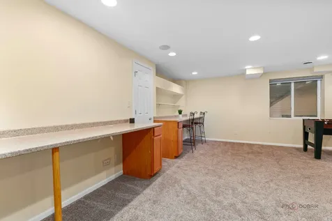332 Colonial Drive Vernon Hills IL 60061