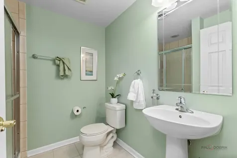 332 Colonial Drive Vernon Hills IL 60061