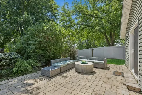 5813 East Beverly Circle Hanover Park IL 60133