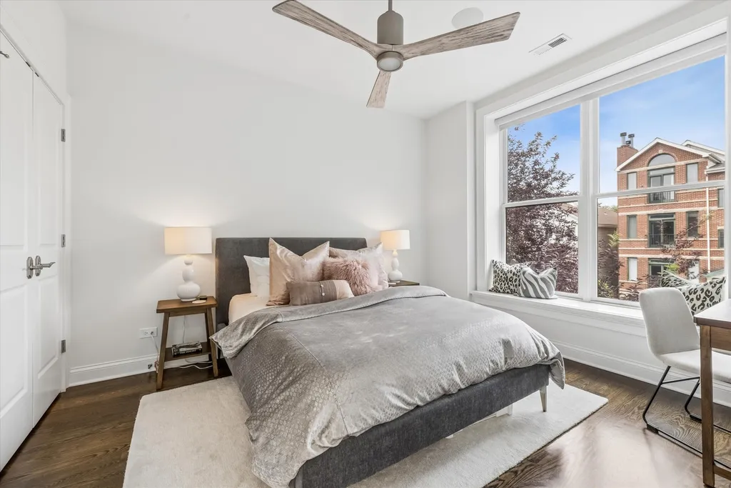 2107 West Erie Street Chicago IL 60612