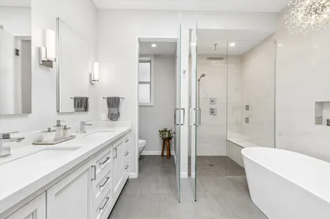 2107 West Erie Street Chicago IL 60612
