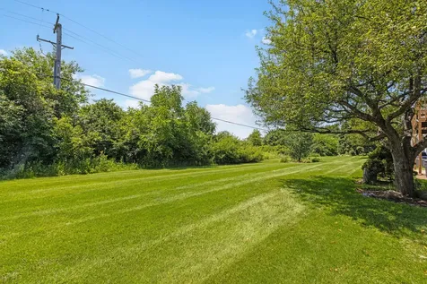 486 Nicole Drive Bartlett IL 60103
