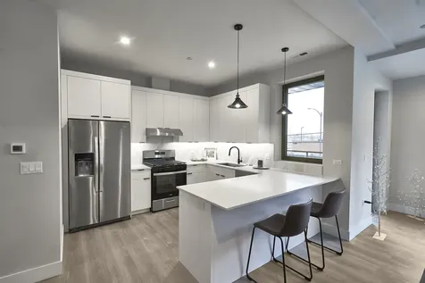 451 East Pershing Avenue Chicago IL 60653