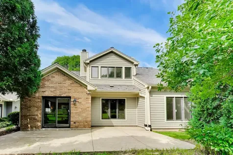 1304 Kempton Drive Libertyville IL 60048