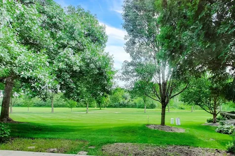 1304 Kempton Drive Libertyville IL 60048