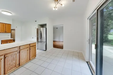 1304 Kempton Drive Libertyville IL 60048