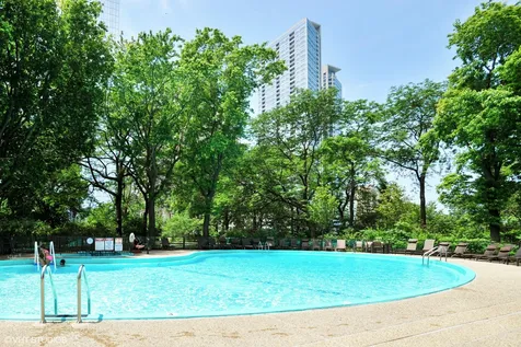 505 North Lake Shore Drive Chicago IL 60611