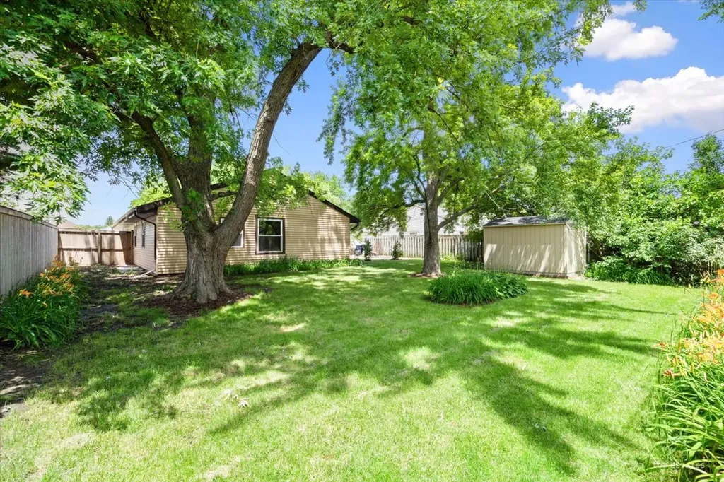 1409 Sequoia Lane Darien IL 60561
