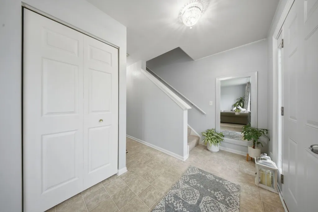 645 Spicebush Lane Aurora IL 60504