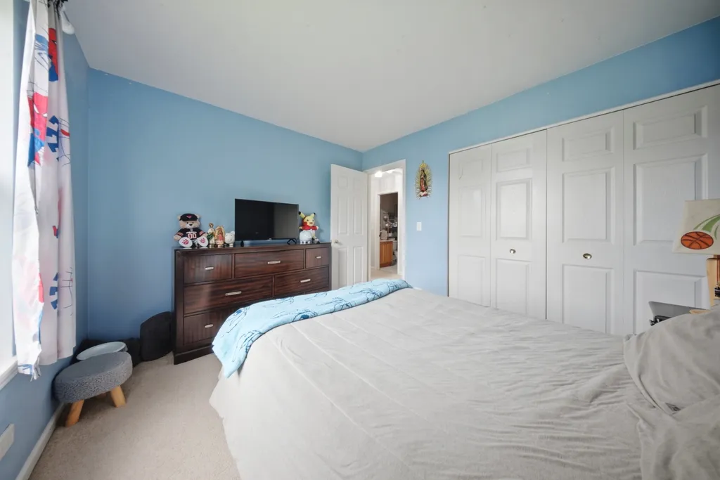645 Spicebush Lane Aurora IL 60504