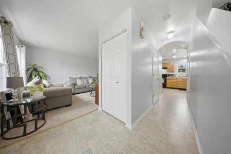 645 Spicebush Lane Aurora IL 60504