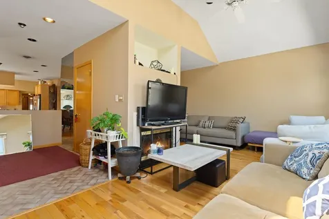 2123-25 West Race Avenue Chicago IL 60612