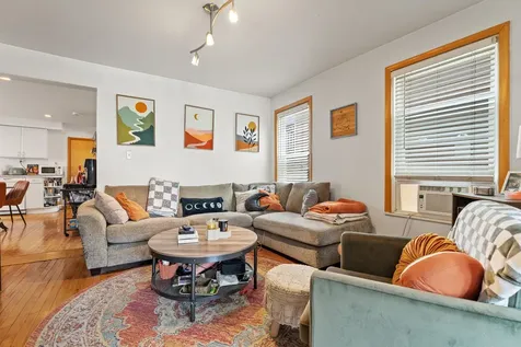 2123-25 West Race Avenue Chicago IL 60612