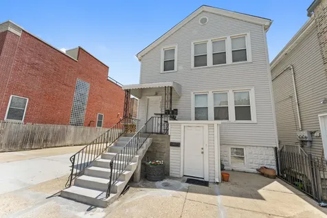 2123-25 West Race Avenue Chicago IL 60612