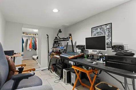 2123-25 West Race Avenue Chicago IL 60612