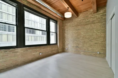11 East Illinois Street Chicago IL 60611