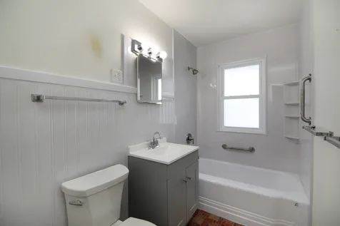 29 North Summit Avenue Villa Park IL 60181