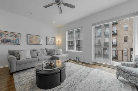 419 West Grand Avenue Chicago IL 60654