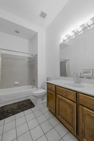 419 West Grand Avenue Chicago IL 60654