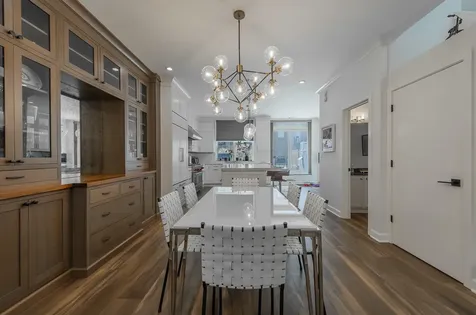 419 West Grand Avenue Chicago IL 60654